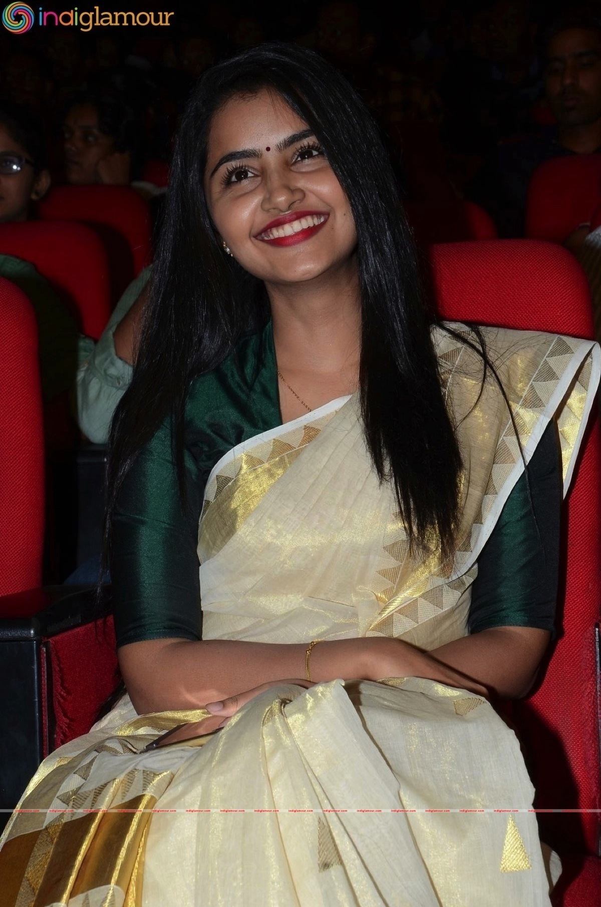 Anupama Parameshwaran Actress hd photo