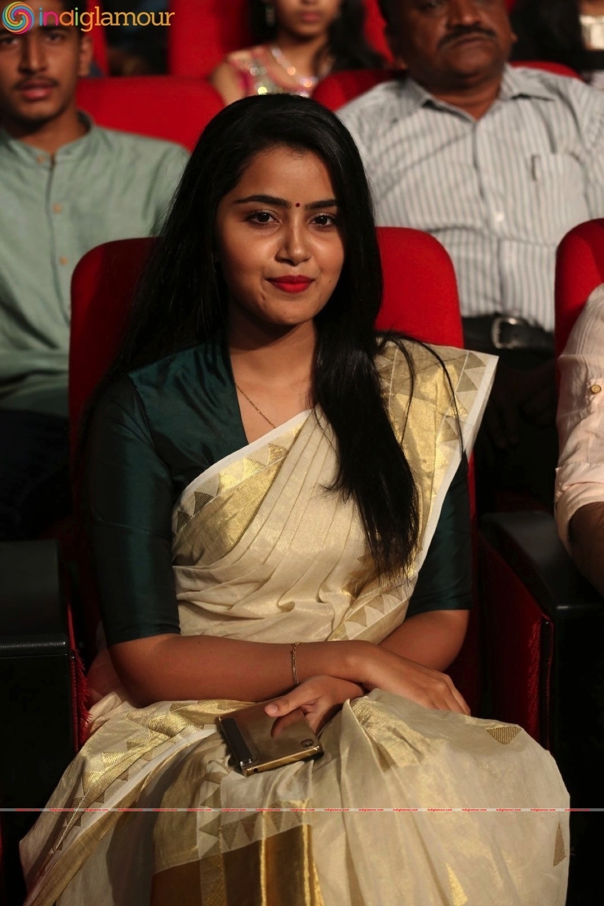 Anupama Parameshwaran Actress hd photo