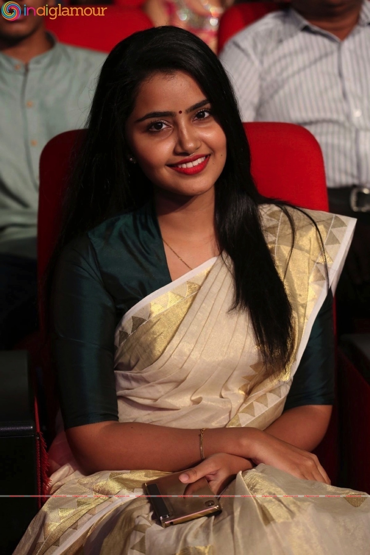 Anupama Parameshwaran Actress hd photo