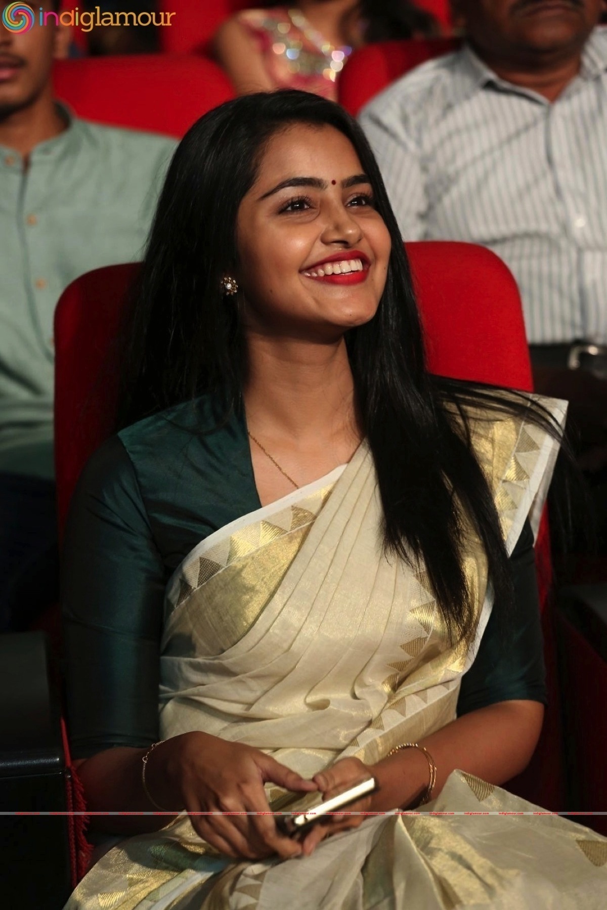 Anupama Parameshwaran Actress hd photo