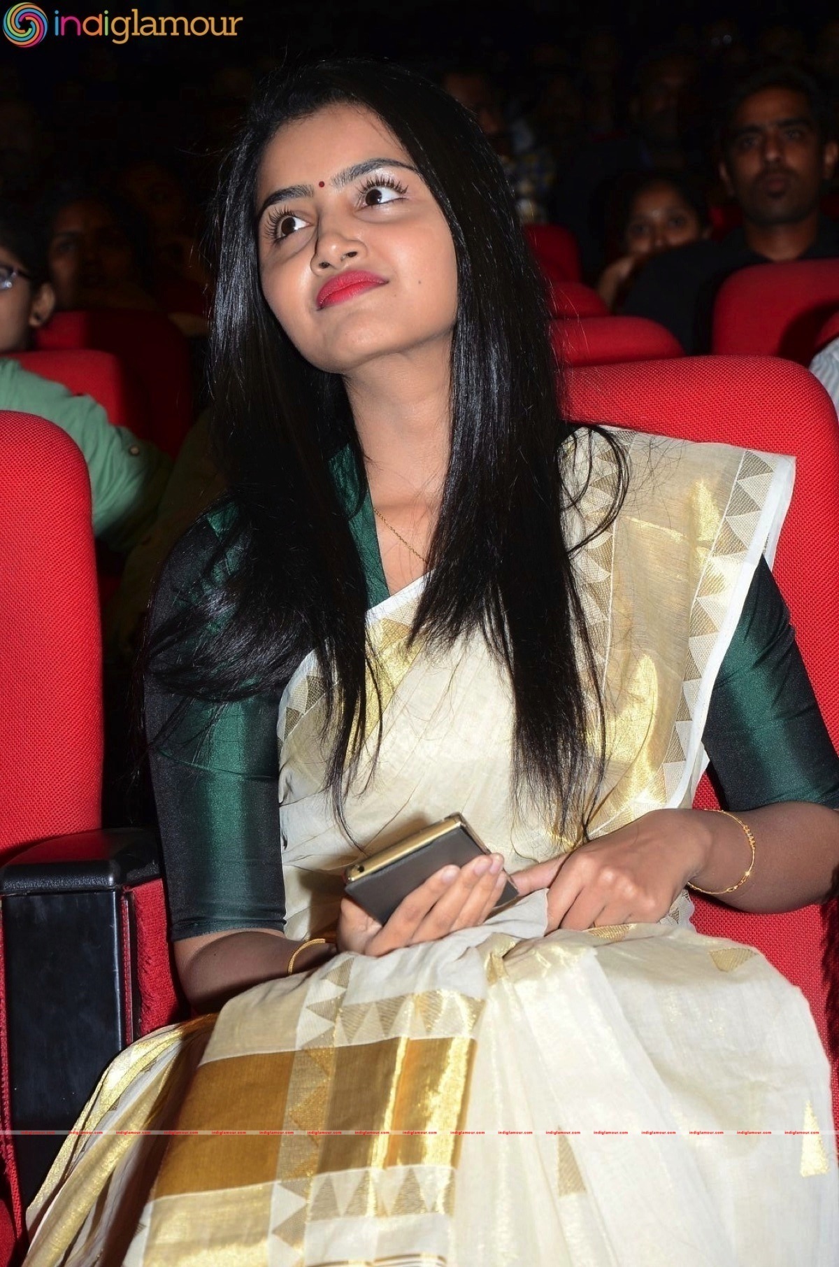 Anupama Parameshwaran Actress hd photo
