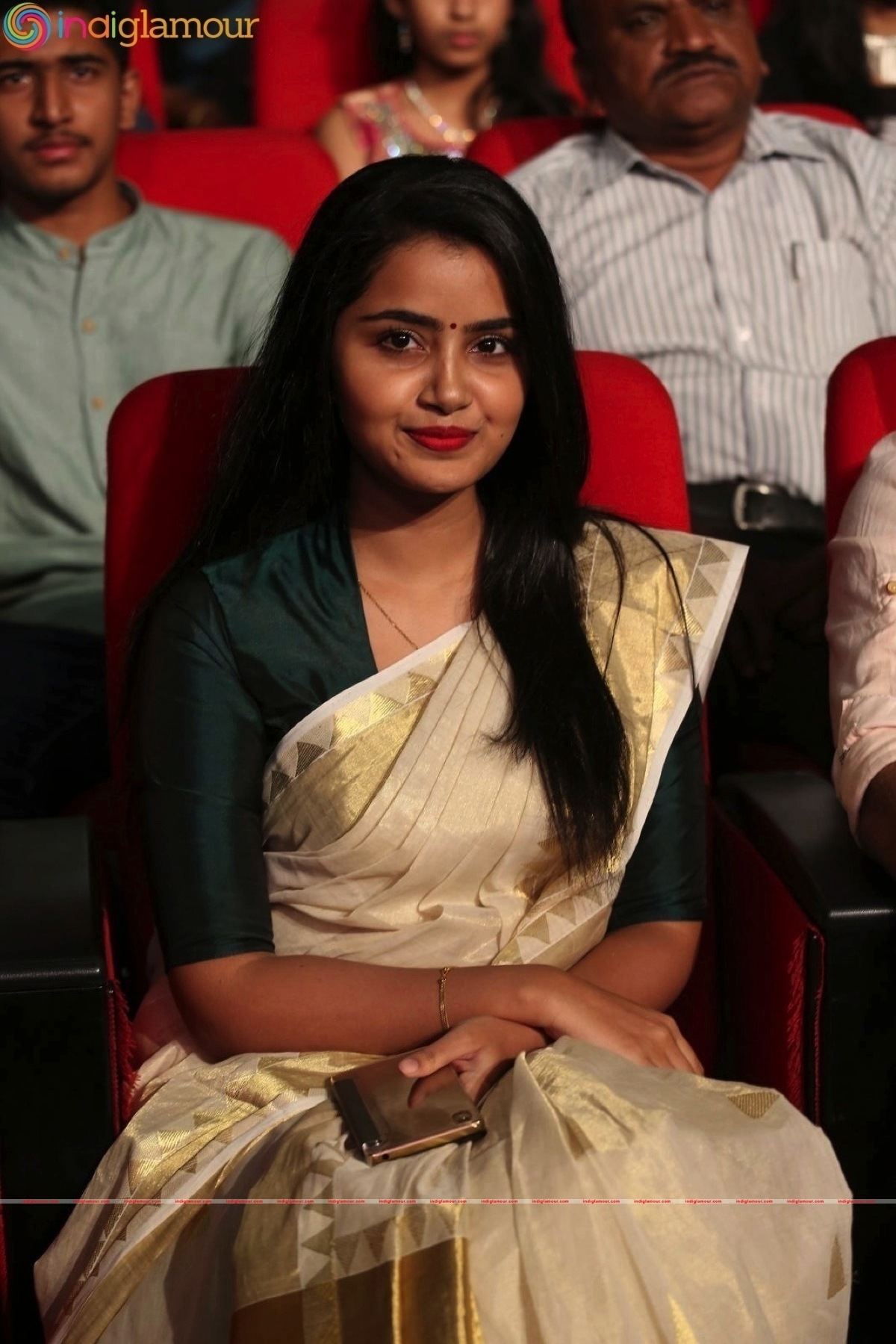 Anupama Parameshwaran Actress hd photo