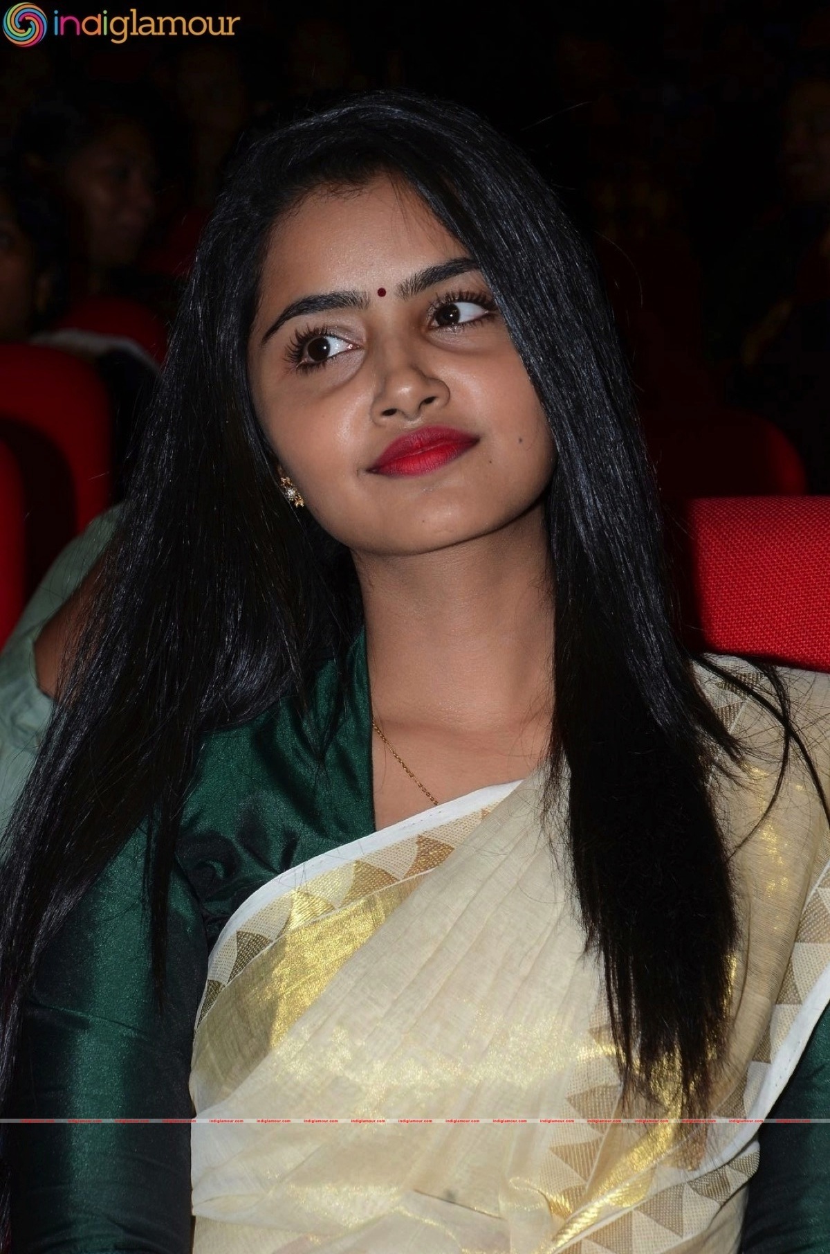 Anupama Parameshwaran Actress hd photo