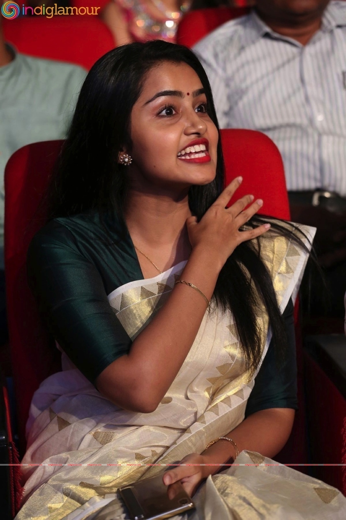 Anupama Parameshwaran Actress hd photo