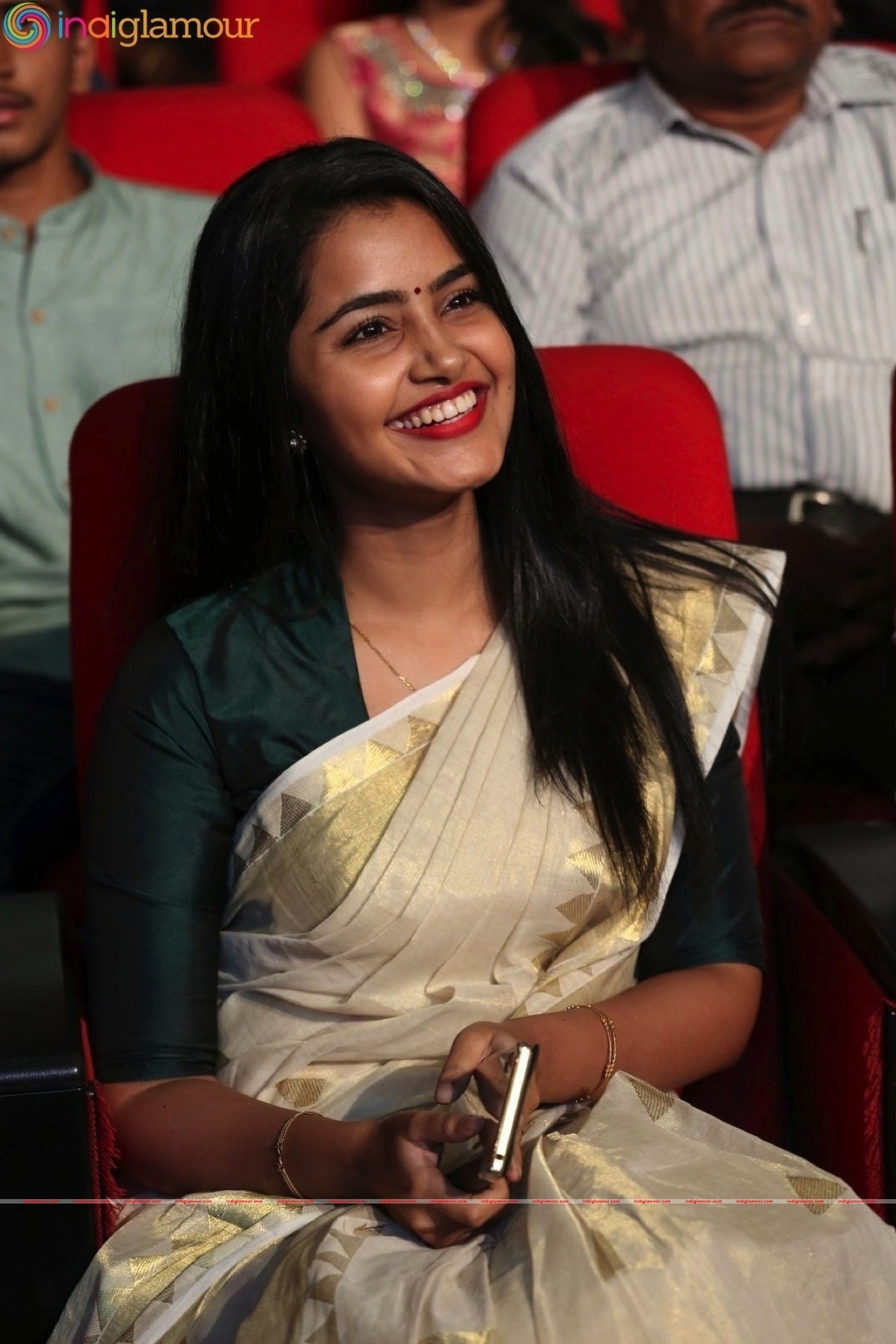 Anupama Parameshwaran Actress hd photo