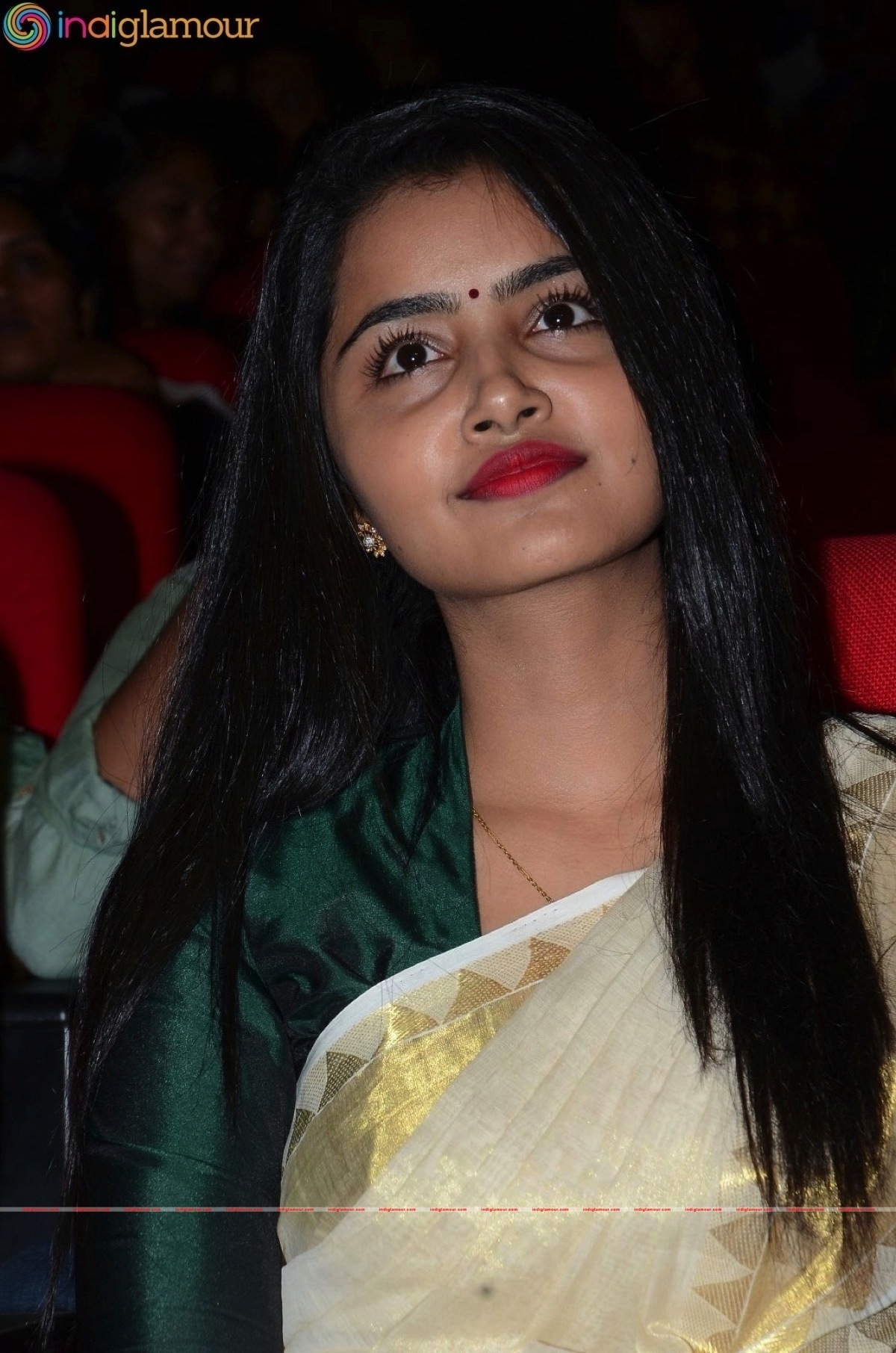 Anupama Parameshwaran Actress hd photo