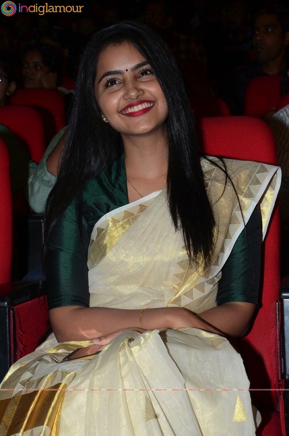 Anupama Parameshwaran Actress hd photo