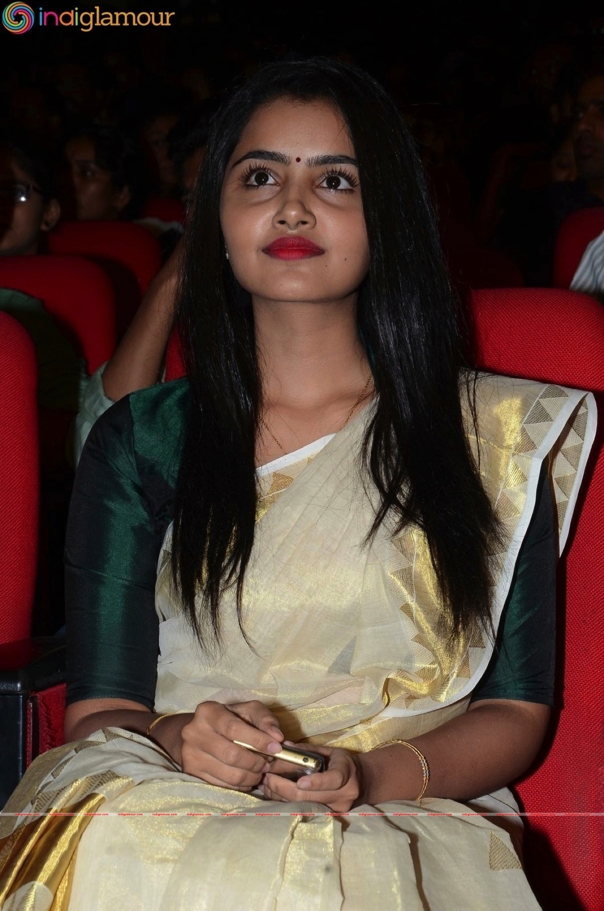 Anupama Parameshwaran Actress hd photo