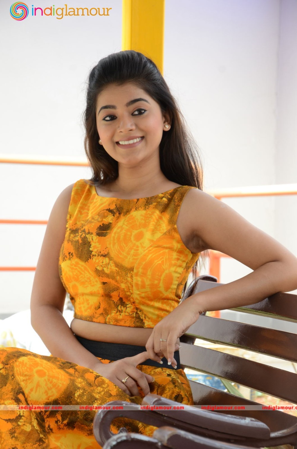 Yamini Bhaskar Actress hd photo