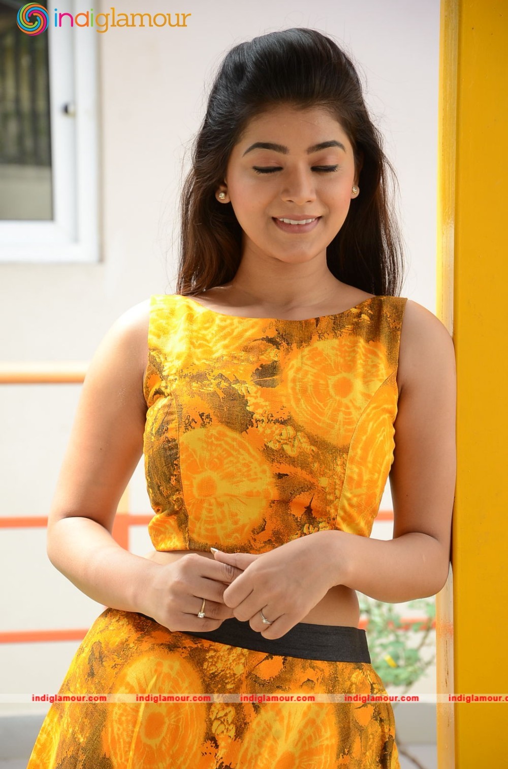 Yamini Bhaskar Actress hd photo