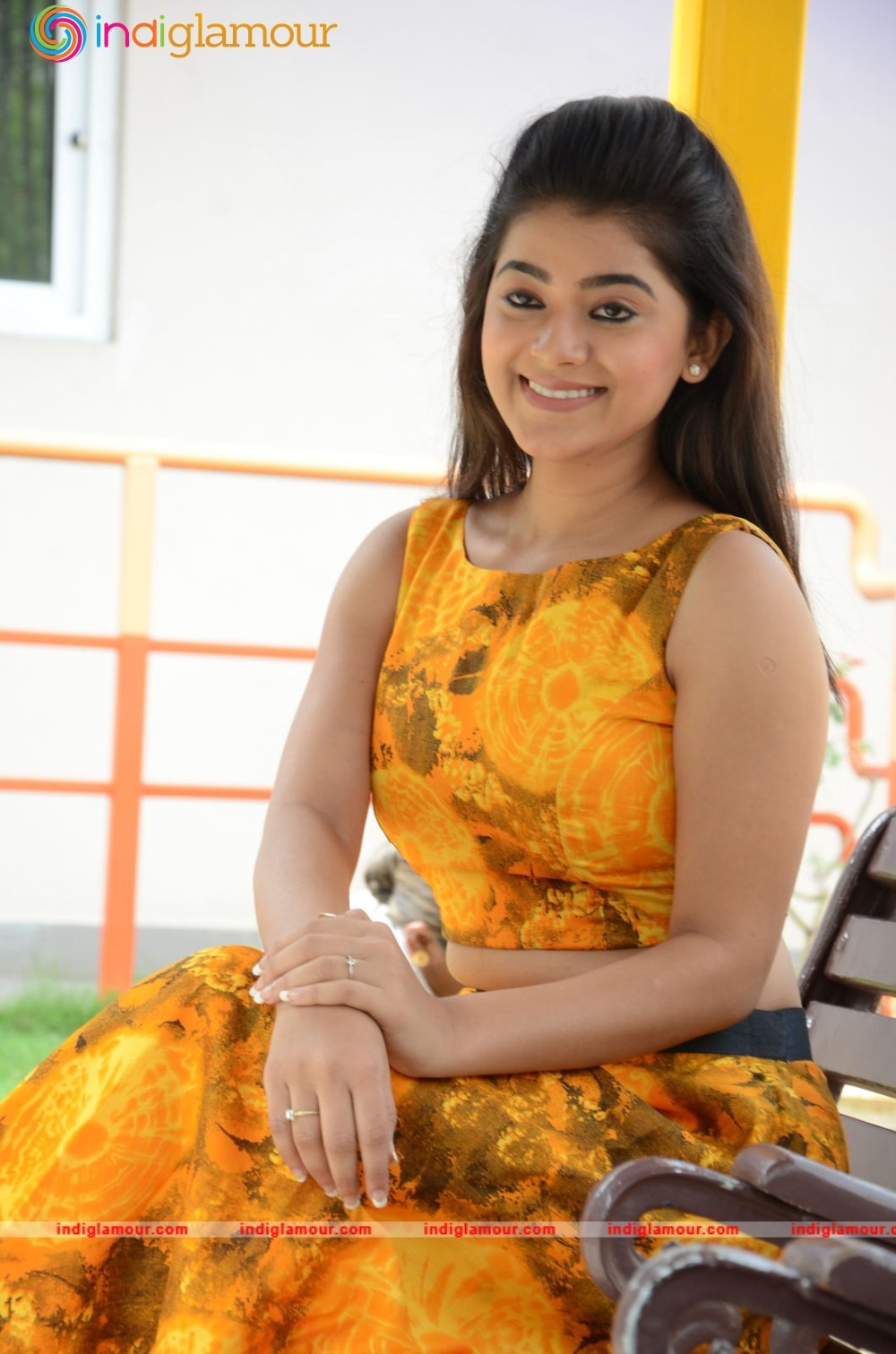 Yamini Bhaskar Actress hd photo