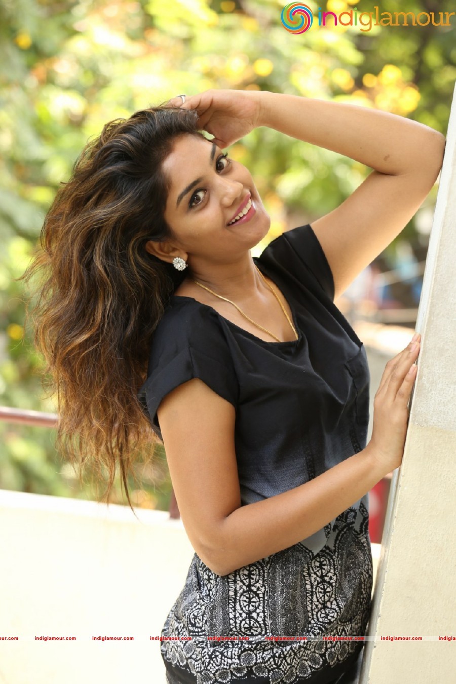 Karuna Actress hd photo