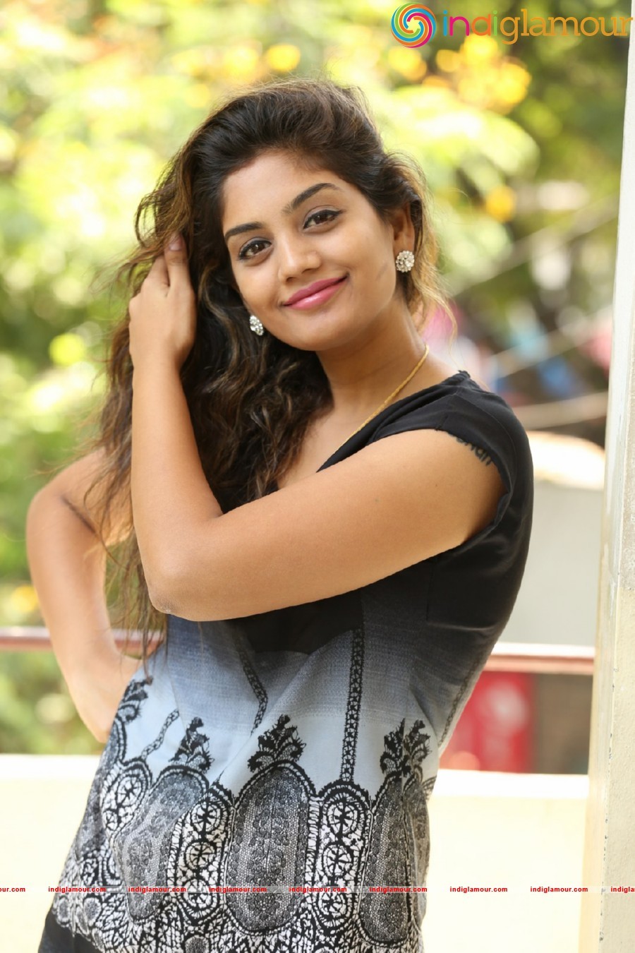 Karuna Actress hd photo