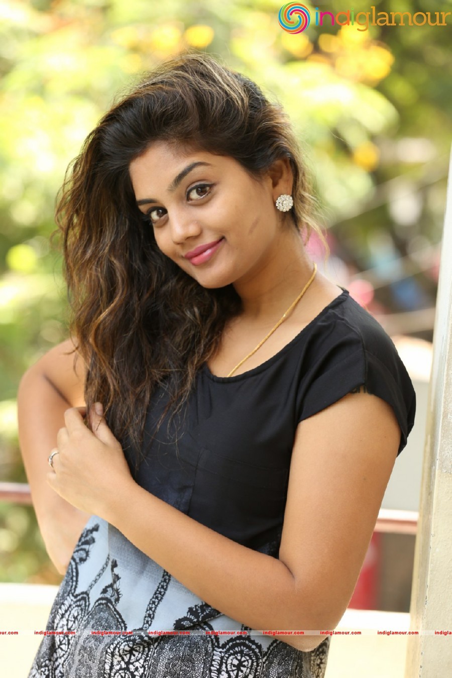 Karuna Actress hd photo