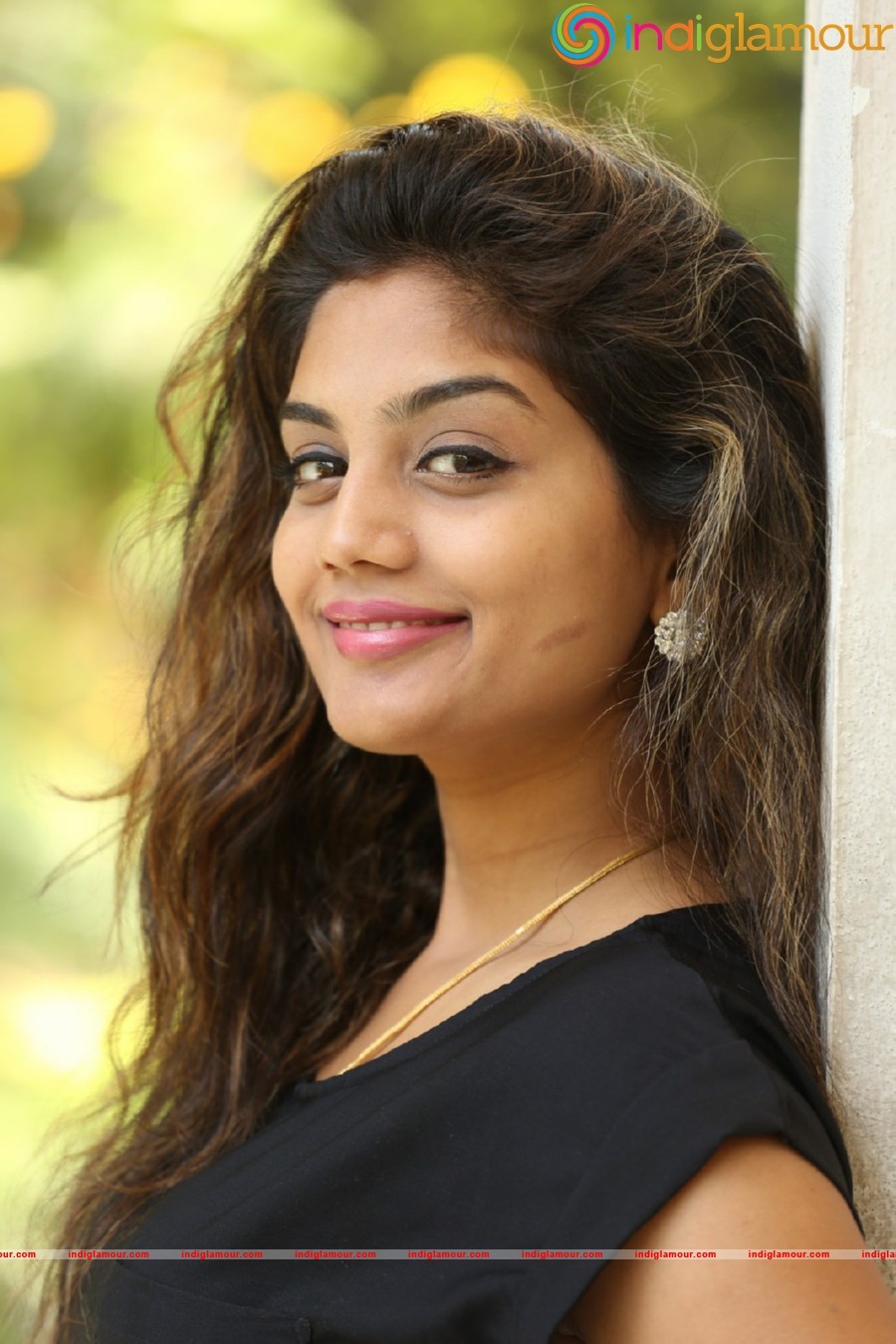 Karuna Actress hd photo