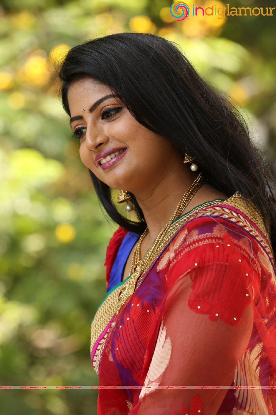 Mounica Actress hd photo