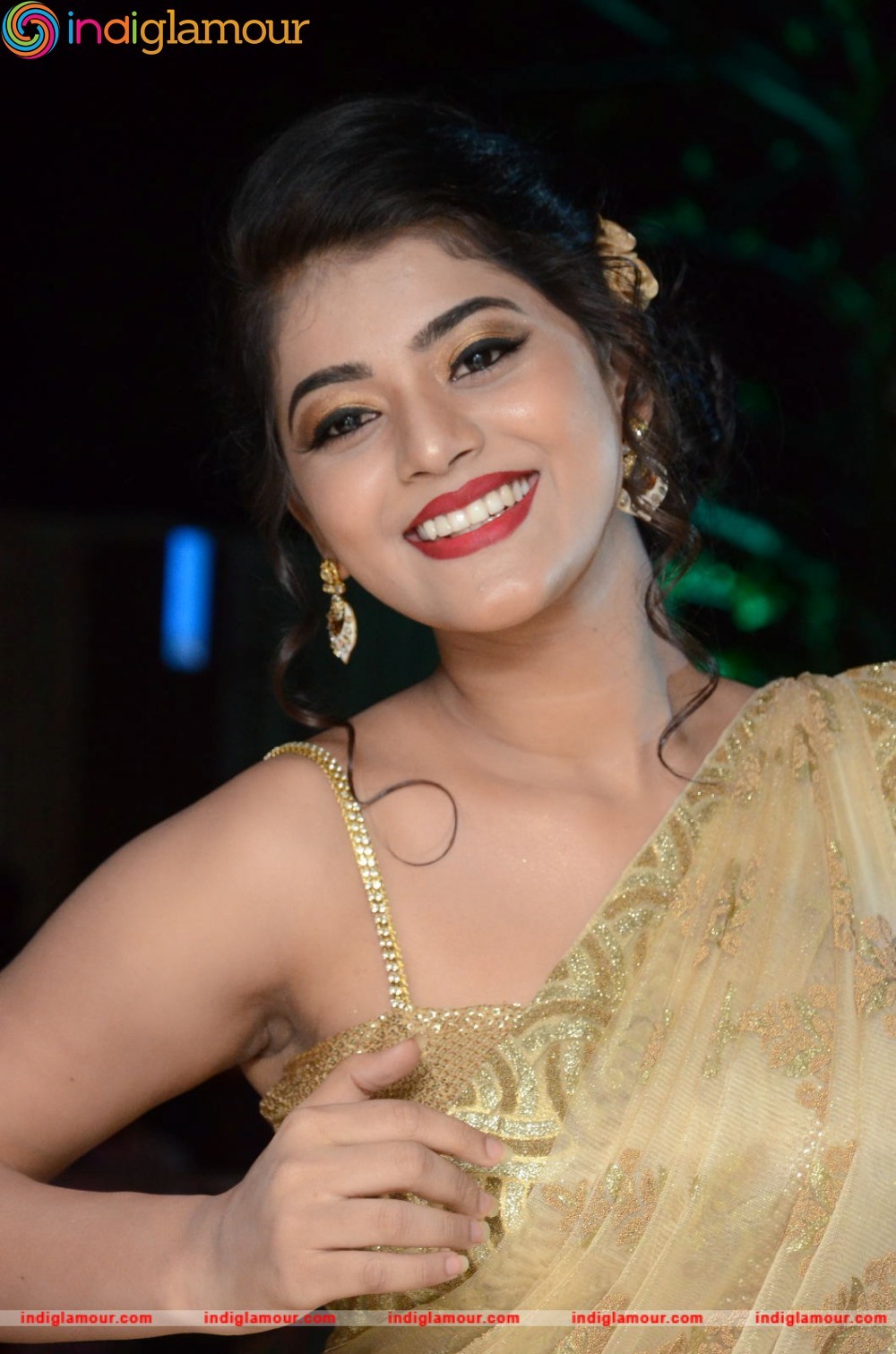 Yamini Bhaskar Actress hd photo
