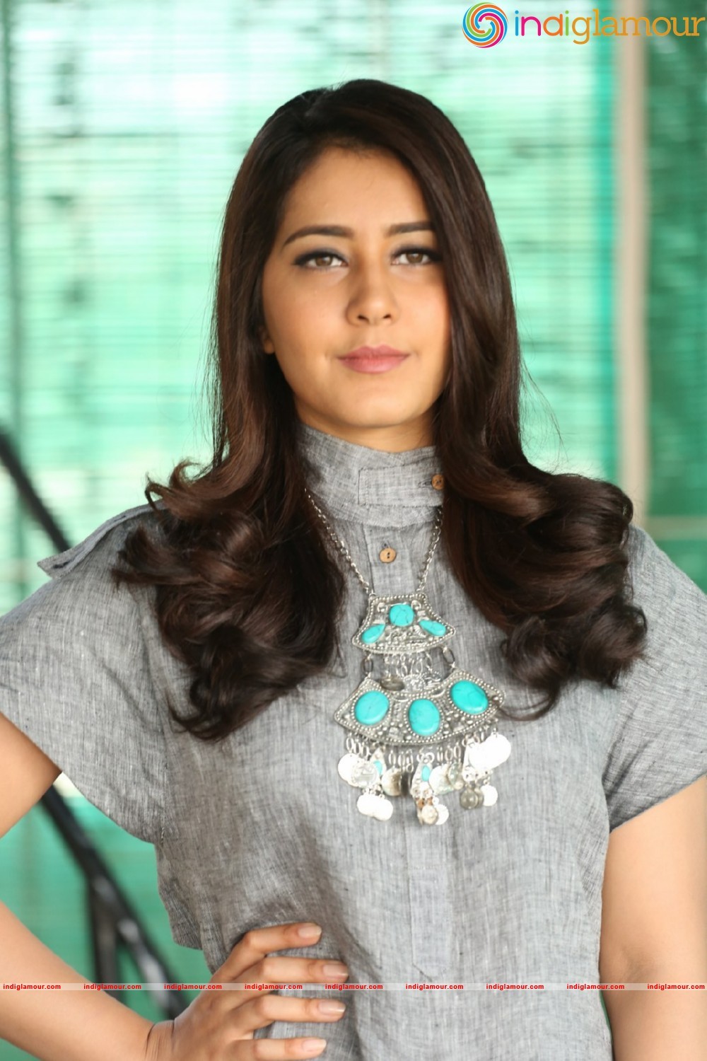 Rashi Khanna Latest Pics Actress hd photo