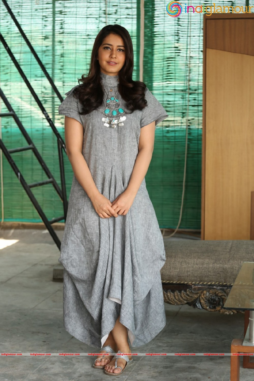Rashi Khanna Latest Pics Actress hd photo