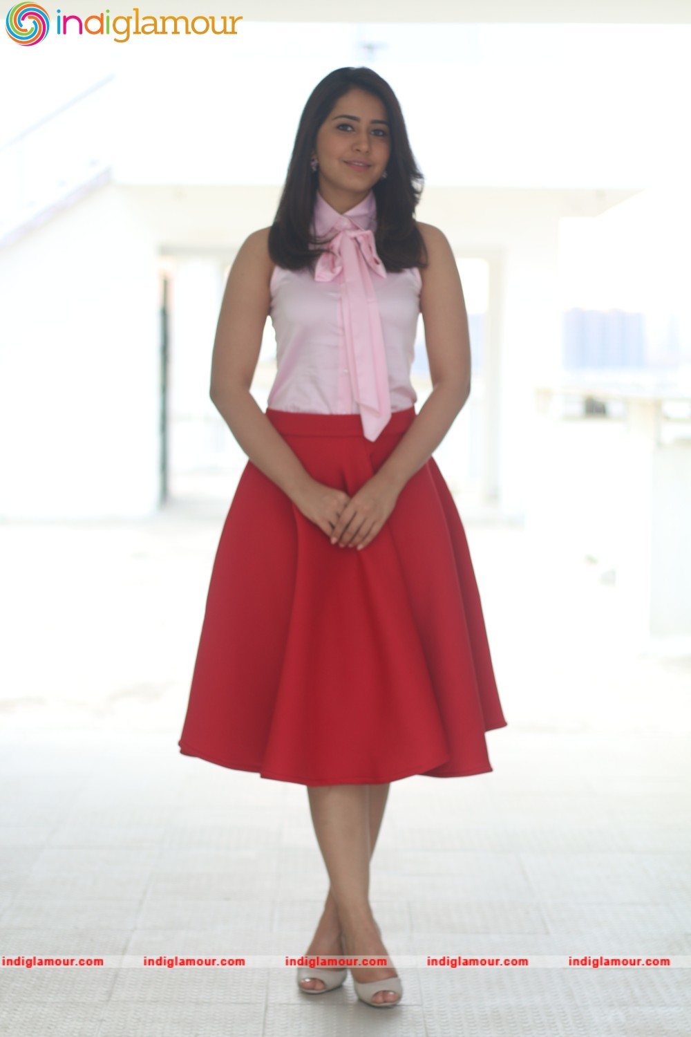 Rashi Khanna Actress hd photo