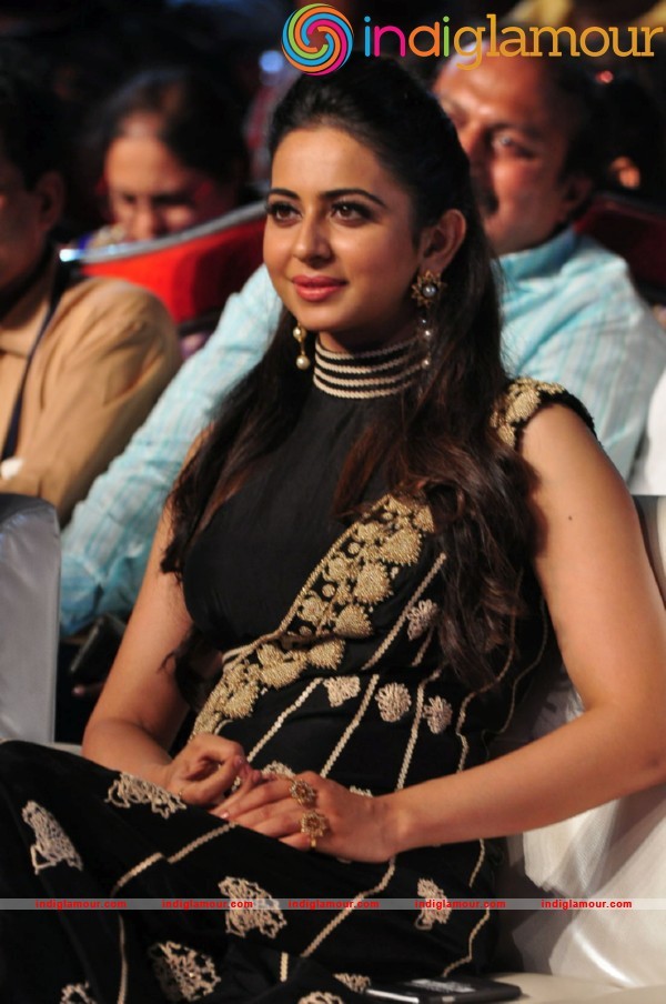 Rakul Preet Singh At Sarrainodu Blockbuster Function Actress hd photo