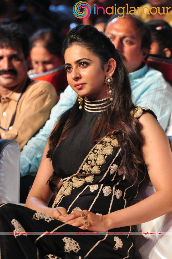 Rakul Preet Singh At Sarrainodu Blockbuster Function Actress hd photo