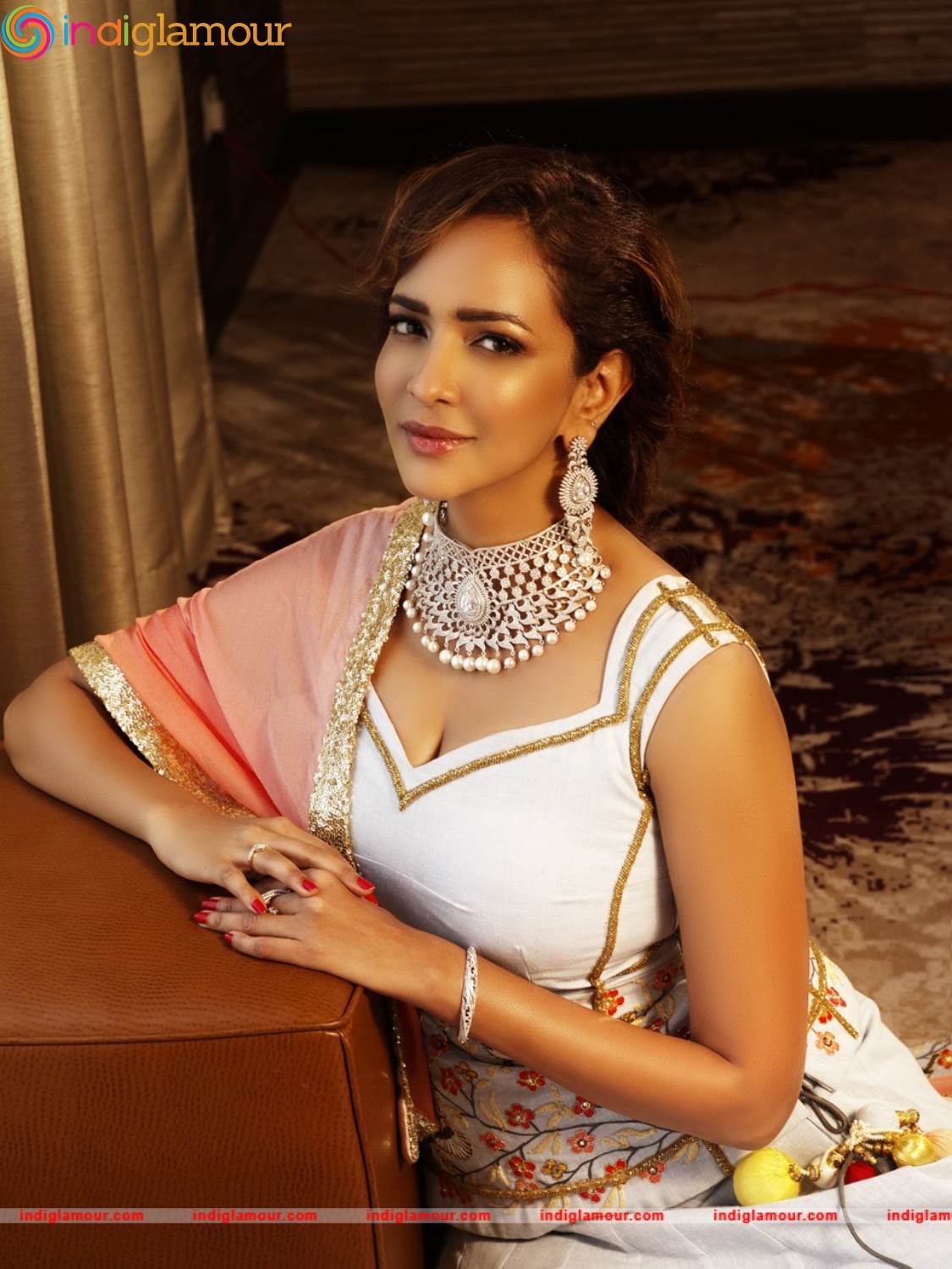 Lakshmi Manchu Actress hd photo