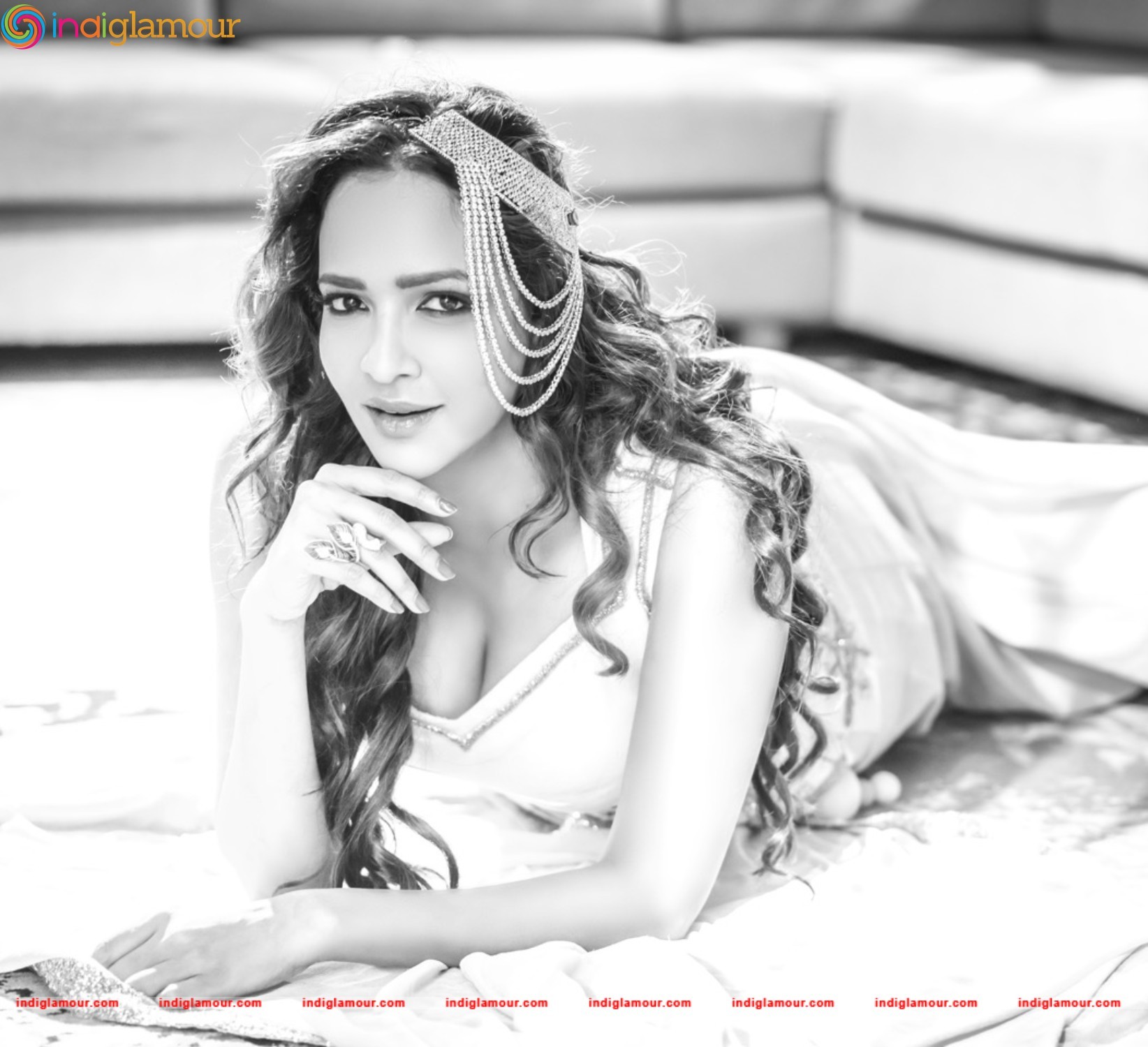 Lakshmi Manchu Actress hd photo