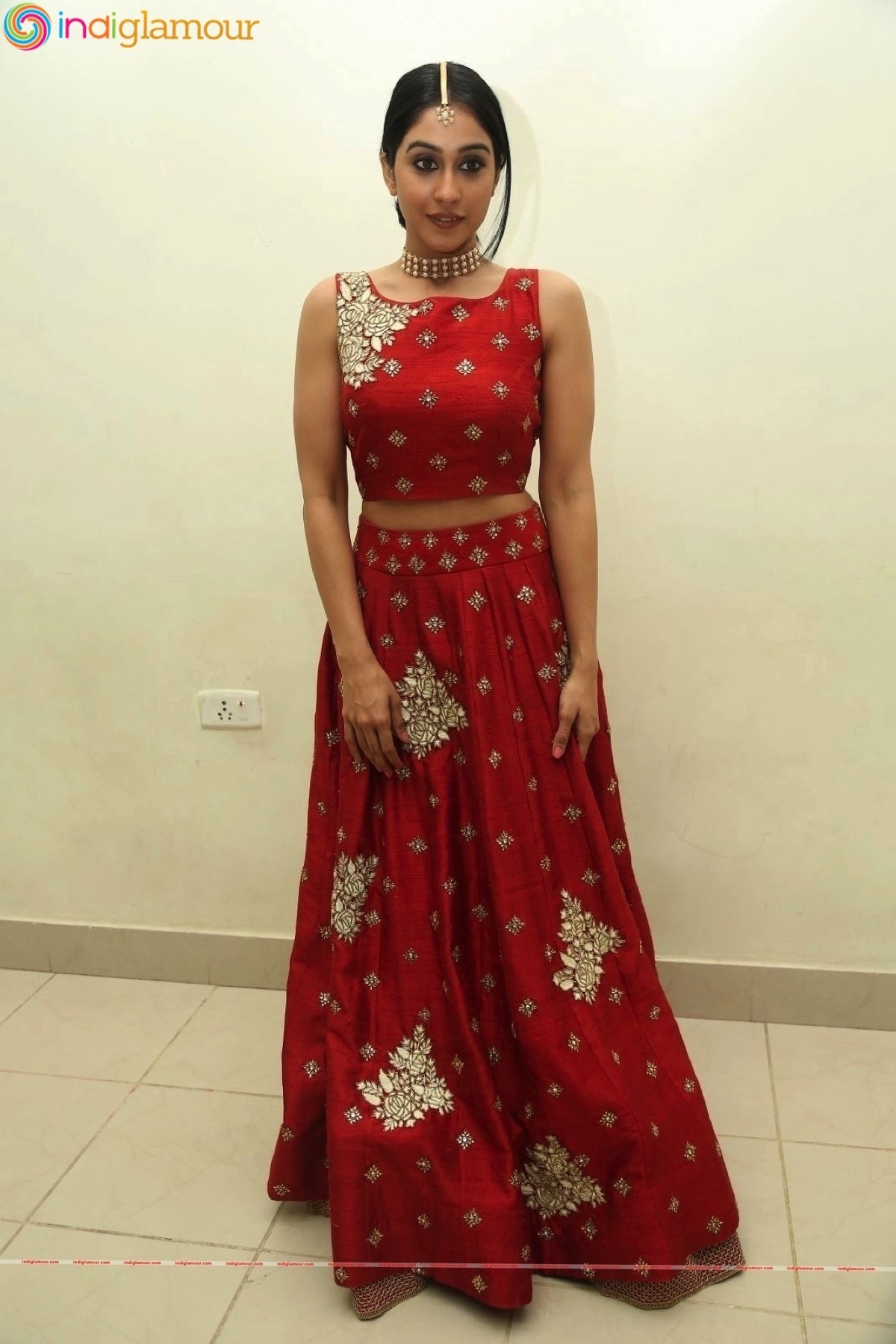 Regina Cassandra Actress hd photo