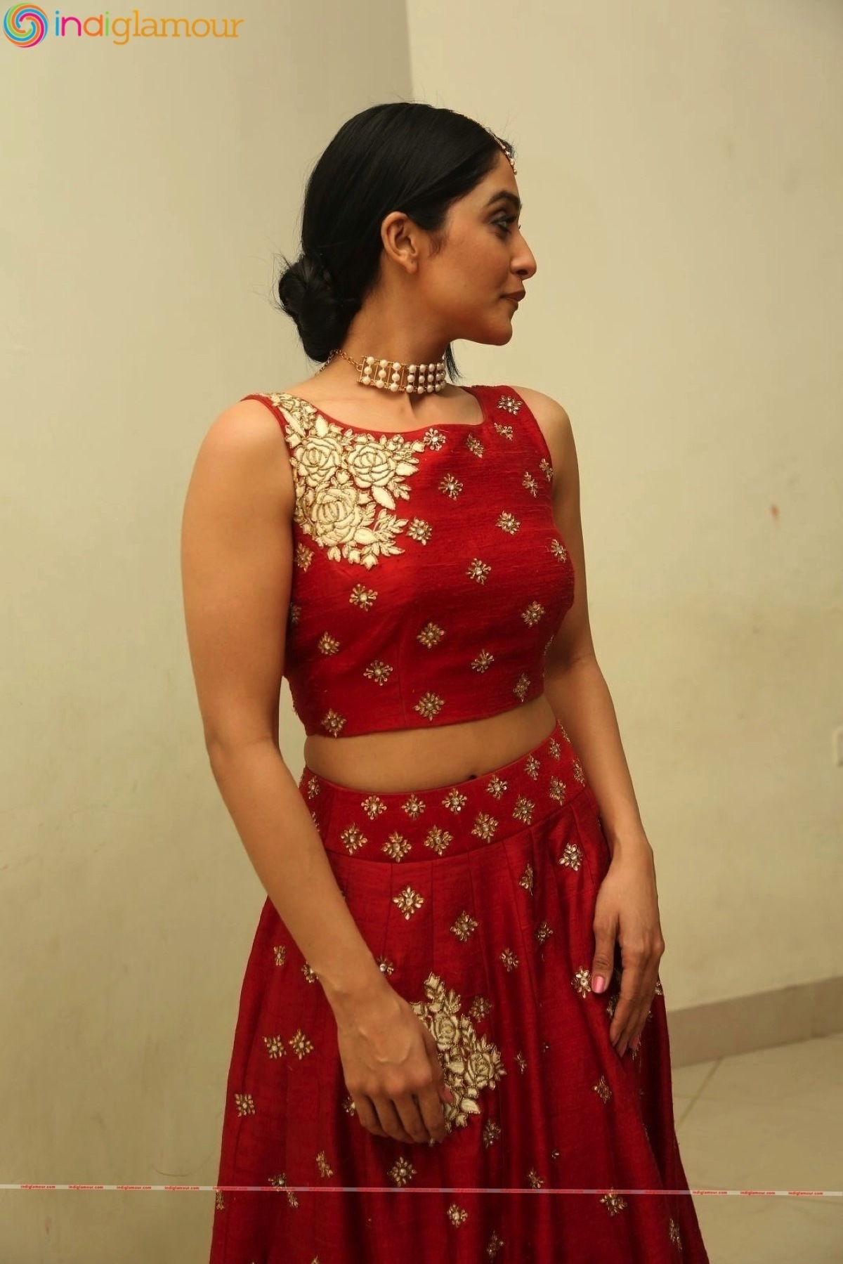 Regina Cassandra Actress hd photo