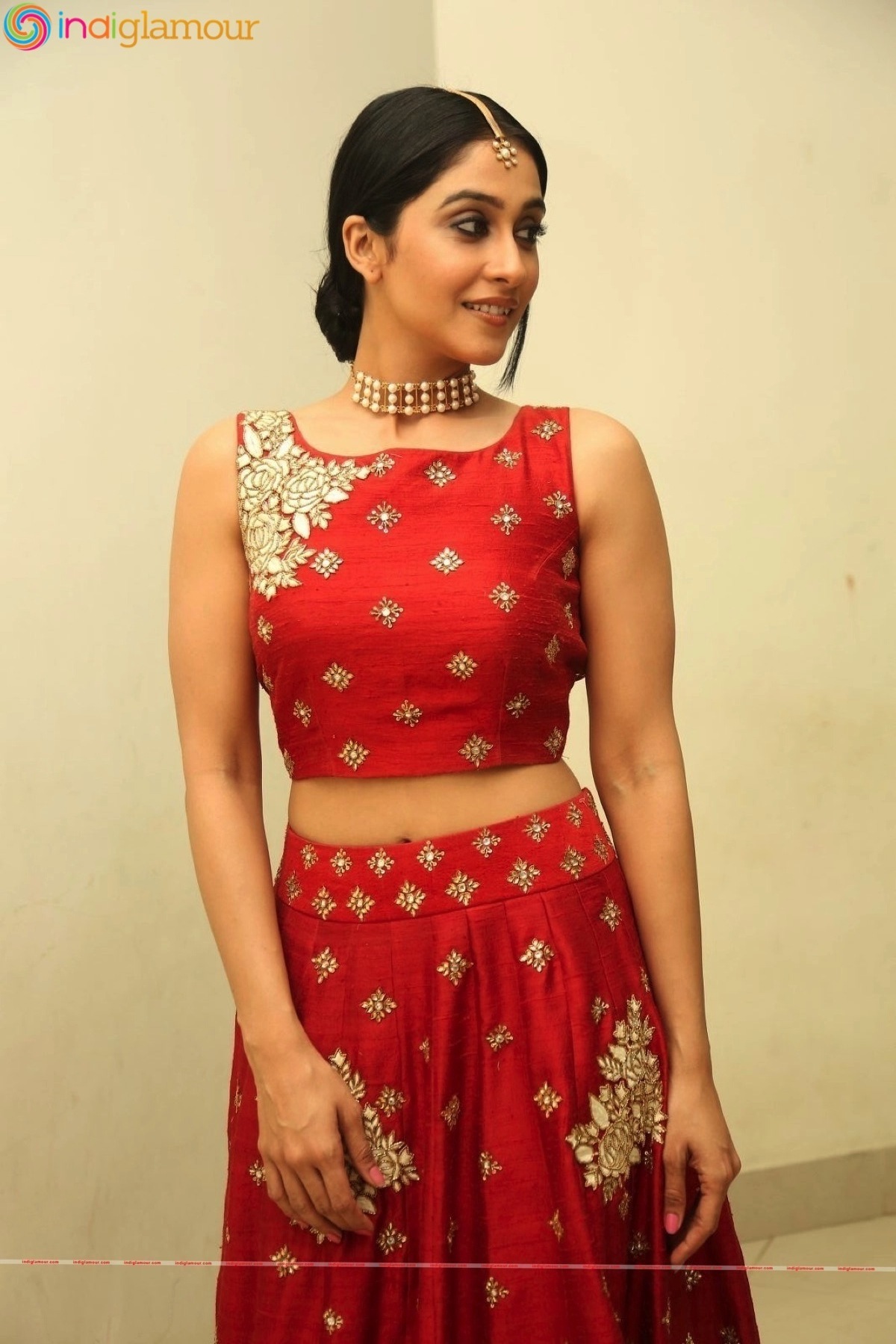 Regina Cassandra Actress hd photo