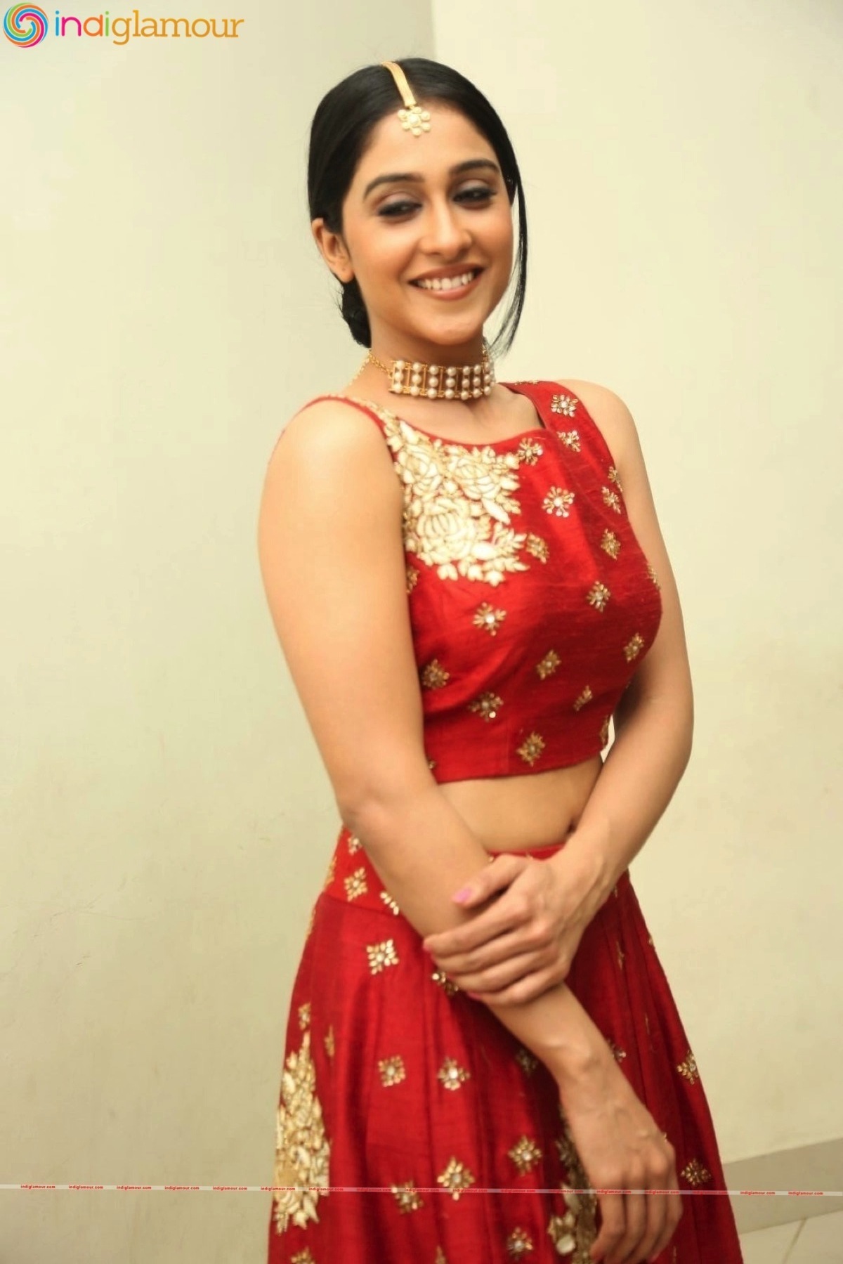 Regina Cassandra Actress hd photo
