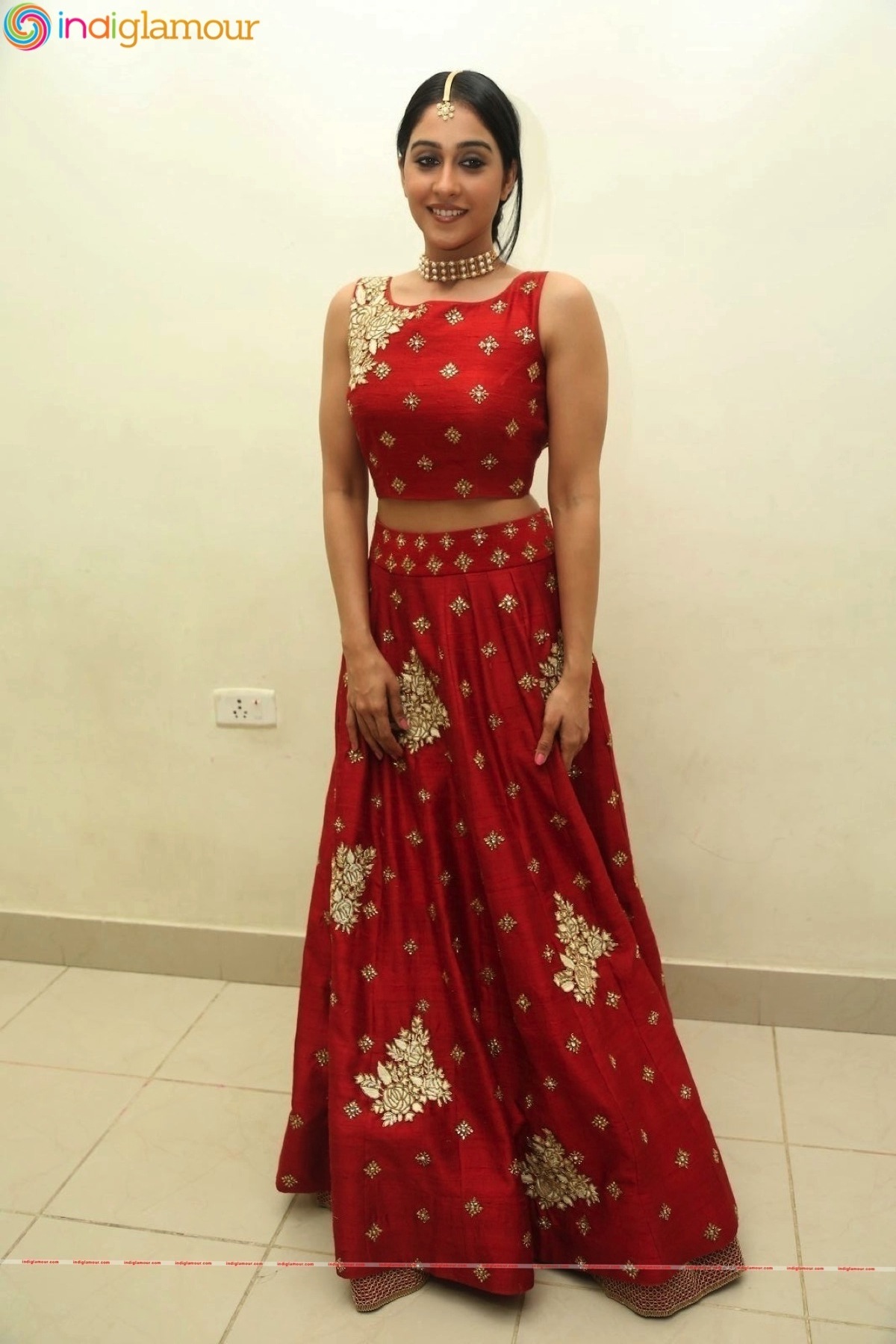 Regina Cassandra Actress hd photo