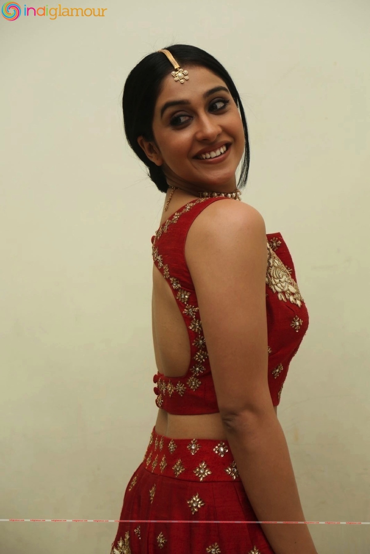 Regina Cassandra Actress hd photo
