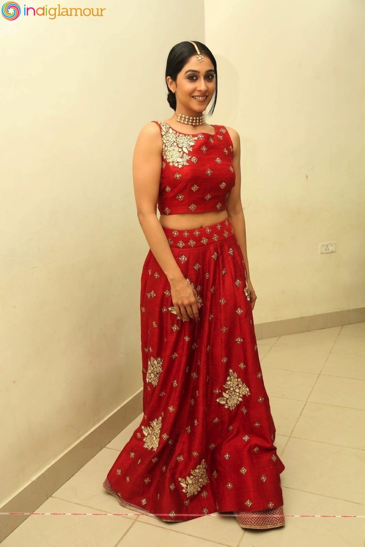 Regina Cassandra Actress hd photo