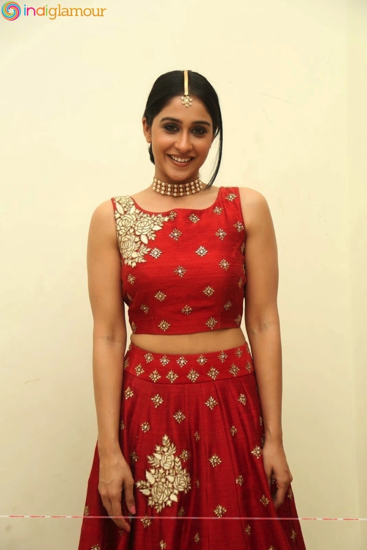 Regina Cassandra Actress hd photo