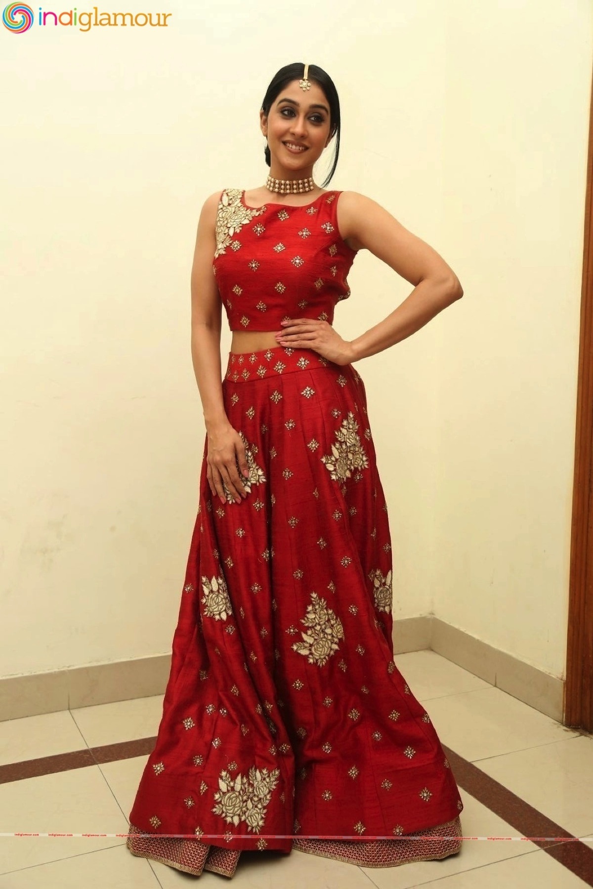 Regina Cassandra Actress hd photo