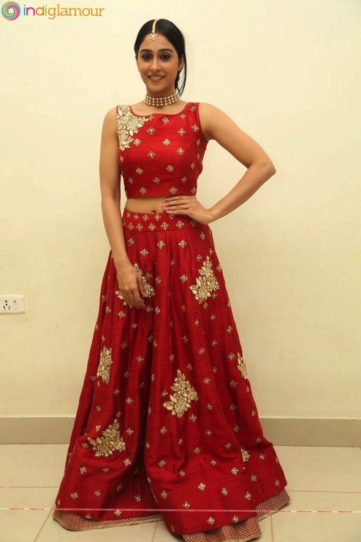 Regina Cassandra Actress hd photo