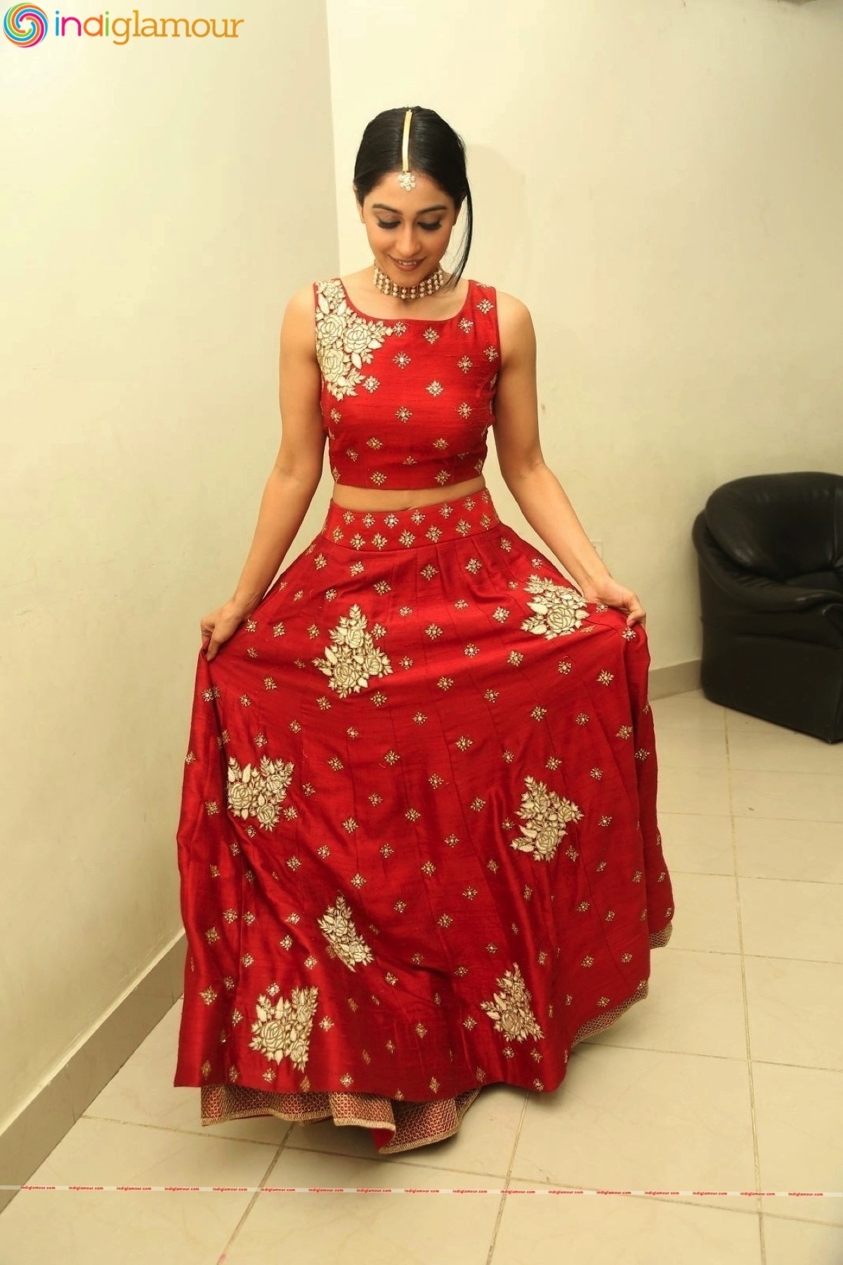 Regina Cassandra Actress hd photo