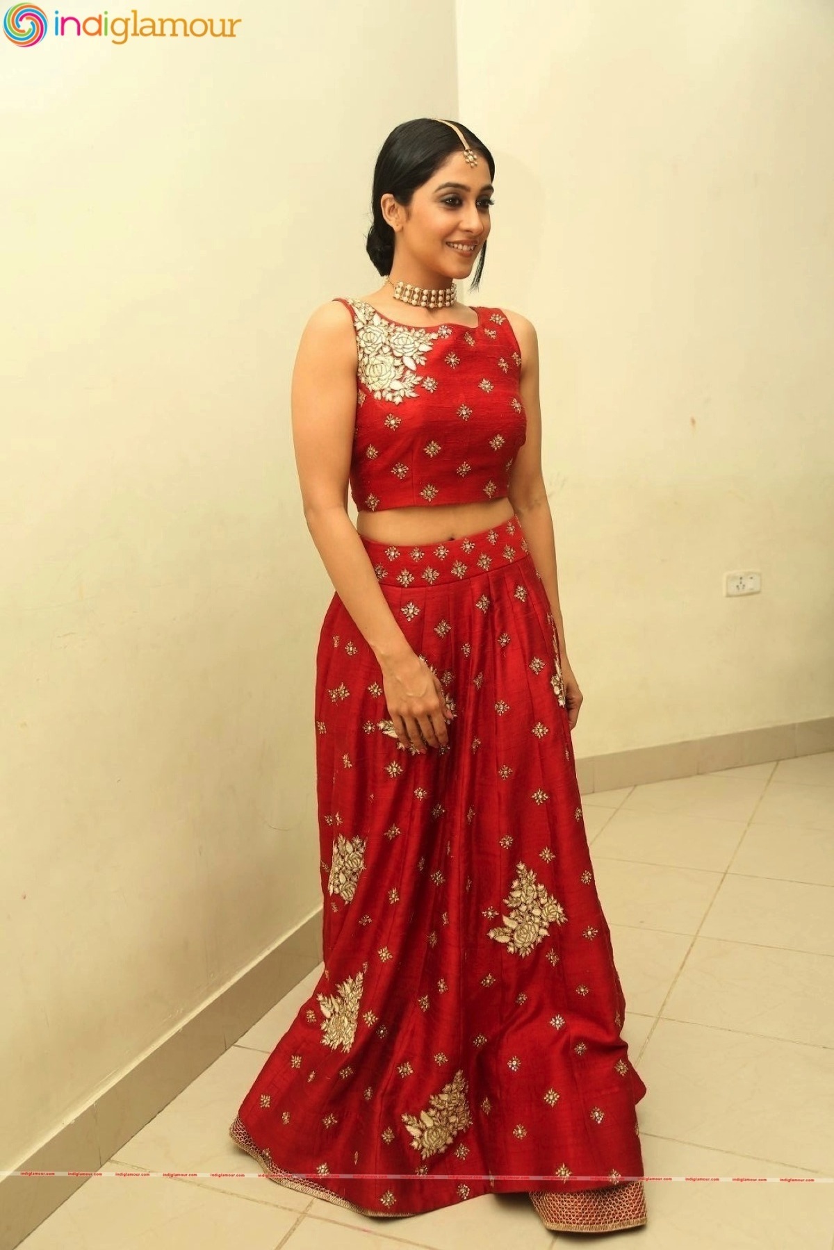 Regina Cassandra Actress hd photo