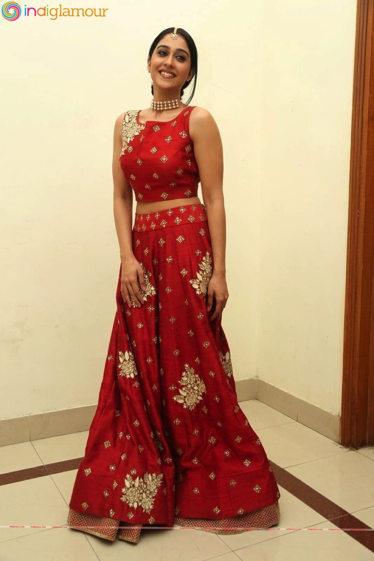 Regina Cassandra Actress hd photo
