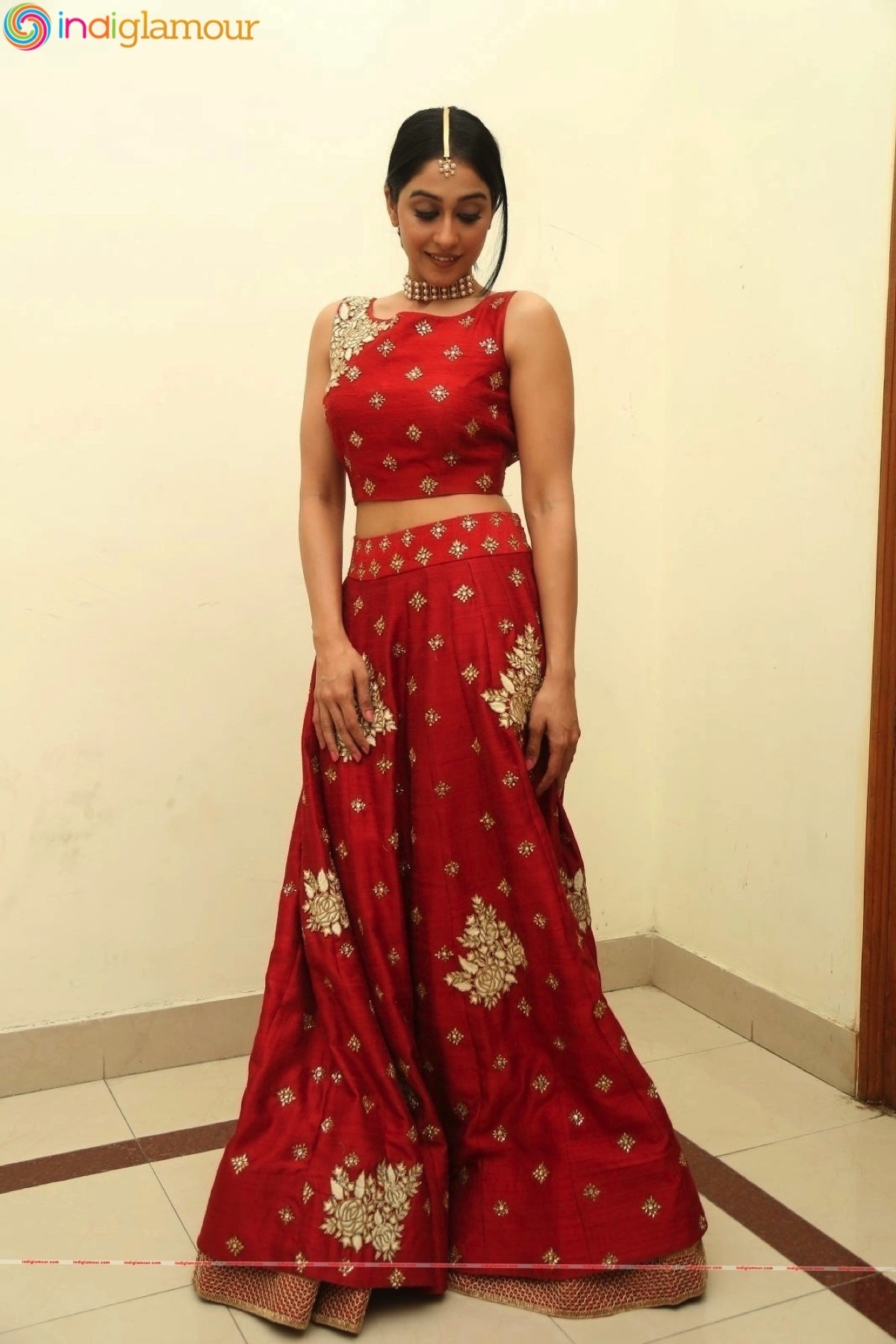 Regina Cassandra Actress hd photo