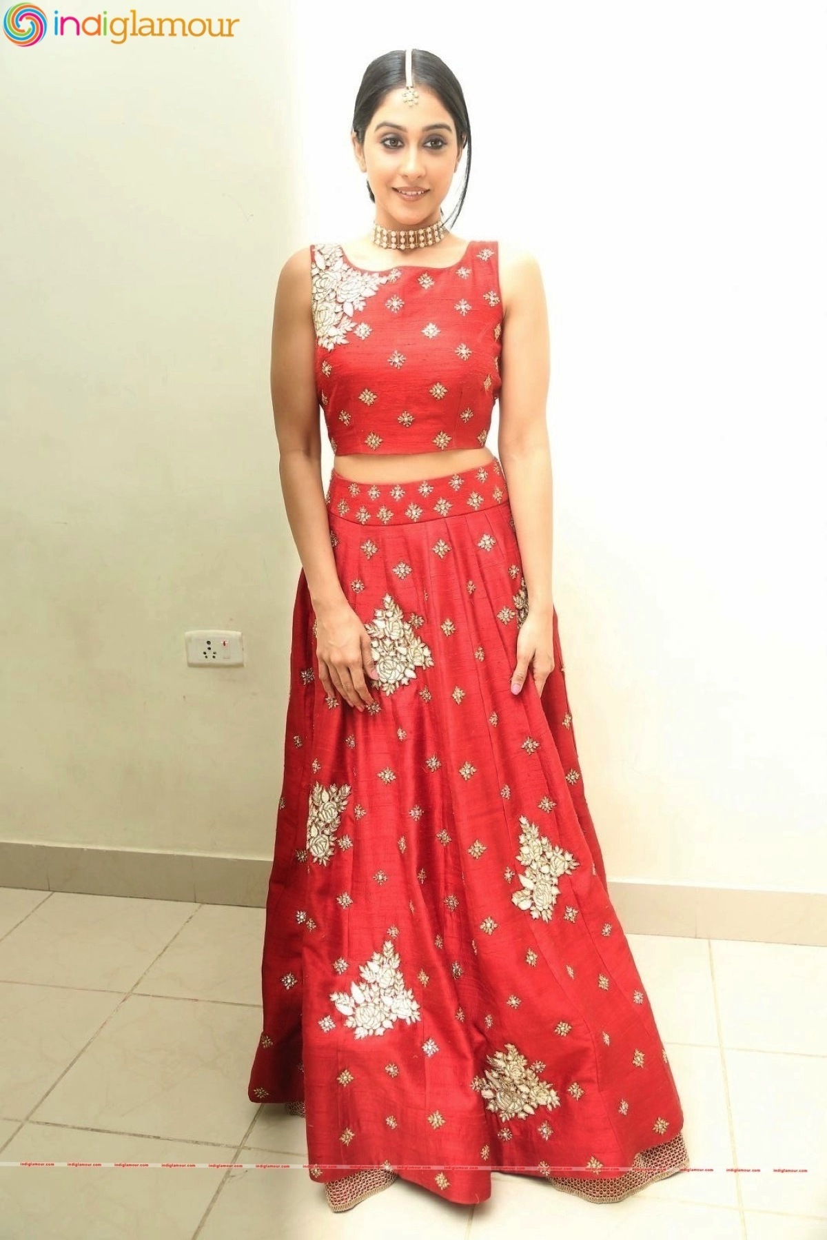 Regina Cassandra Actress hd photo