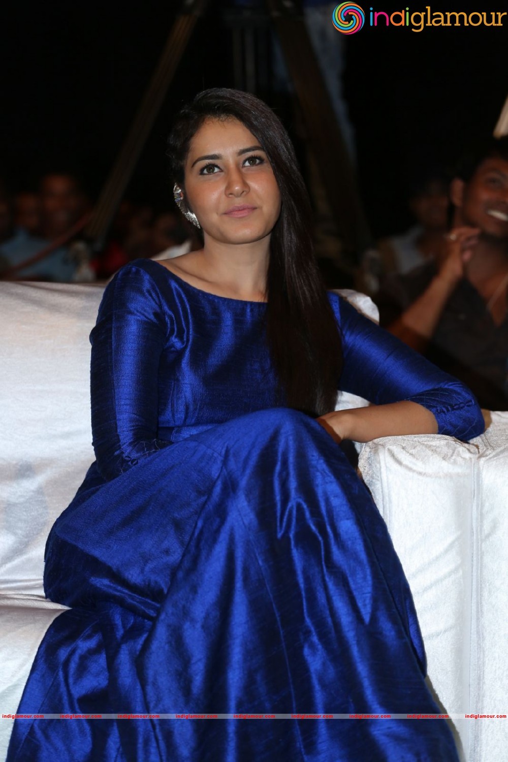 Raashi Khanna Actress hd photo