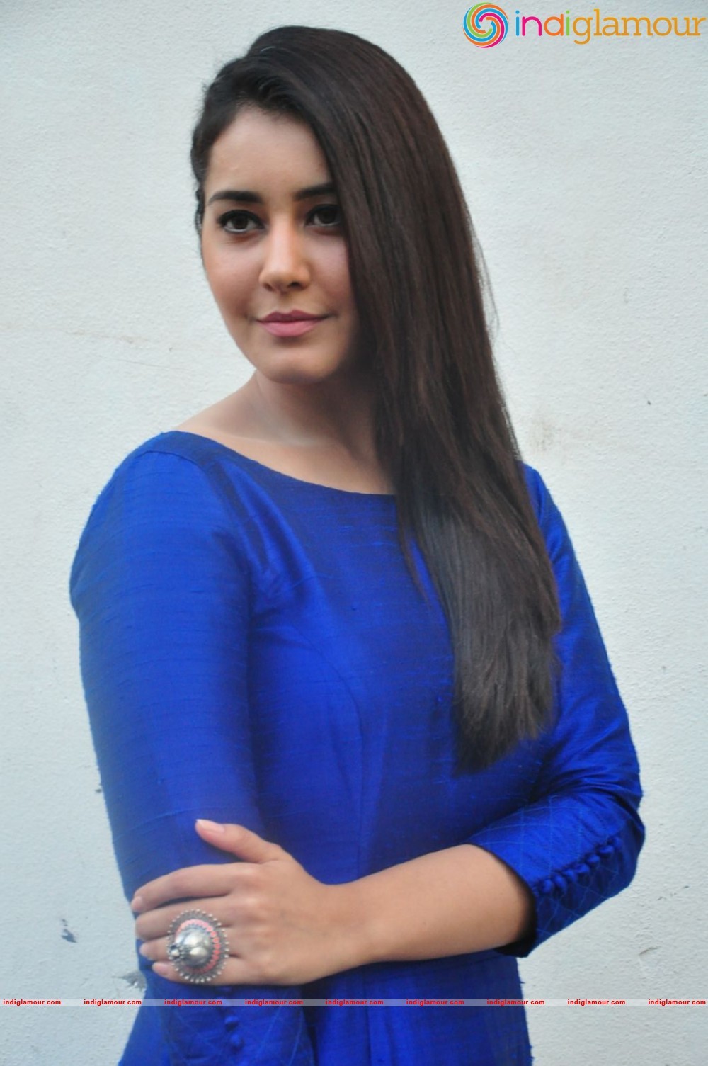 Raashi Khanna Actress hd photo
