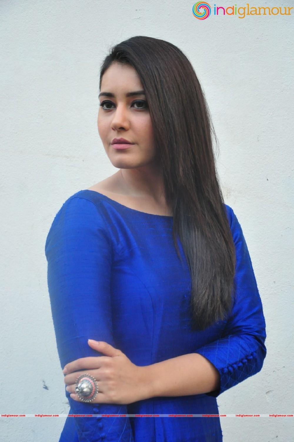 Raashi Khanna Actress hd photo