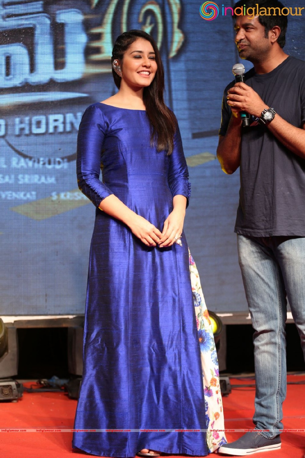 Raashi Khanna Actress hd photo