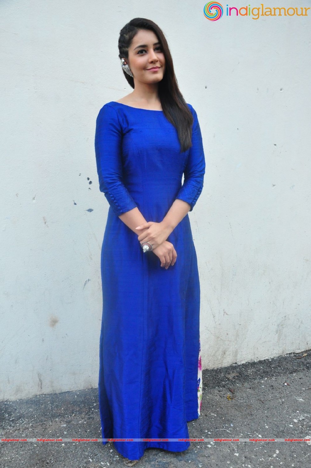 Raashi Khanna Actress hd photo