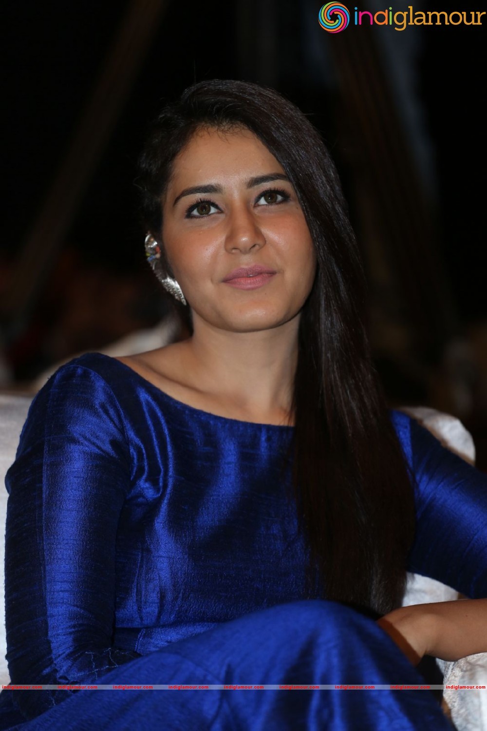 Raashi Khanna Actress hd photo