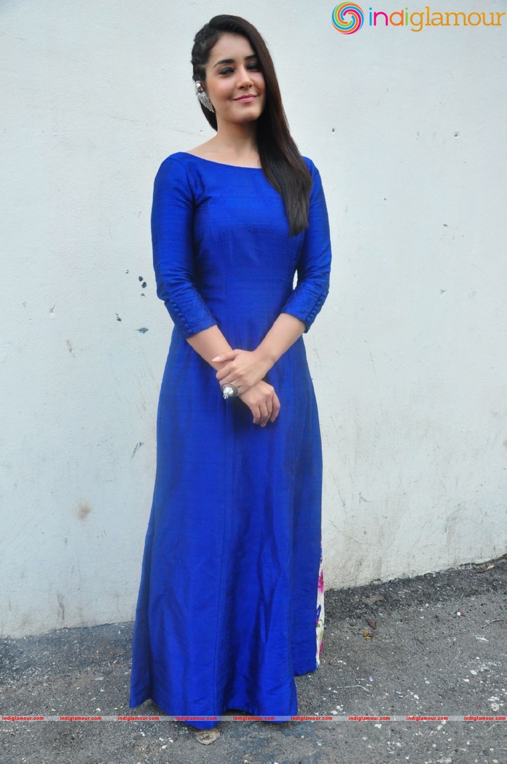Raashi Khanna Actress hd photo